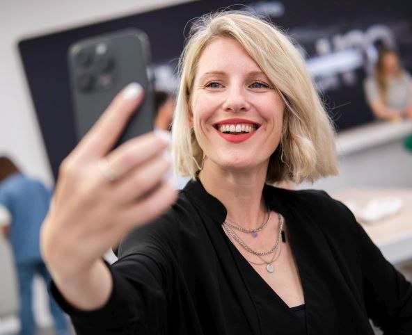 Ida Prester Apple iPhone 15 serija (2).jpg