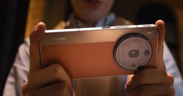 Nubia Z50S Pro (4).jpg