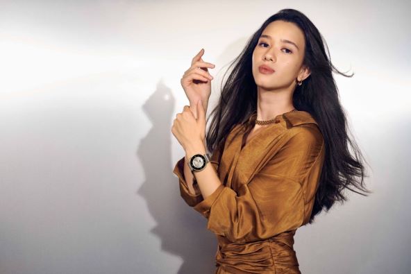 Huawei Watch GT 4 Silver (2).jpg