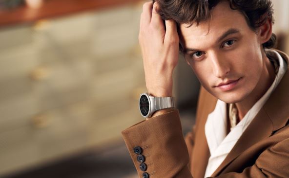 Huawei Watch GT 4 Silver (3).jpg