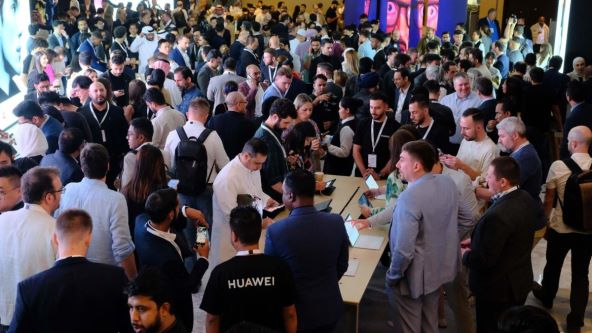 Huawei Dubai event.jpg