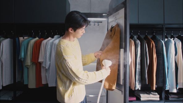 LG Styler (2).jpg
