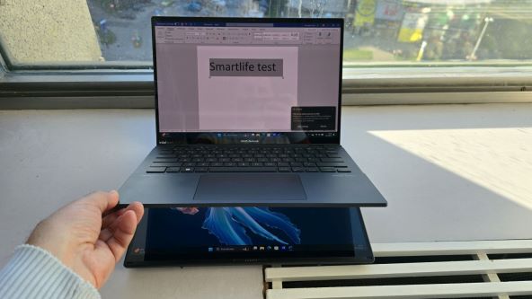 Asus Zenbook Duo UX8406 (11).jpg