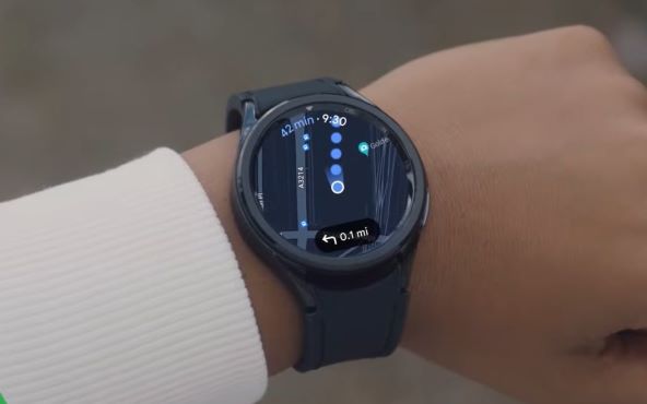 WearOS navigacija Google Maps.jpg