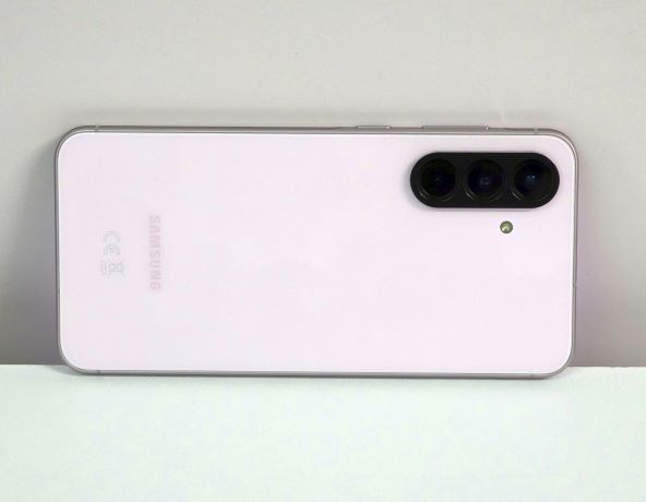 Samsung Galaxy A56 5G (2).jpg