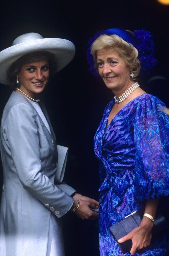 Princeza Diana sa svojom majkom