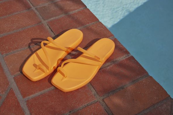 Poletna lahkotnost s Crocs sandali_7.jpg