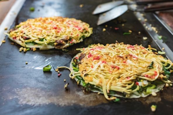Recept za japanske slane palačinke okonomiyaki