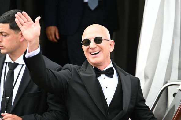 Jeff Bezos i Lauren Sanchez