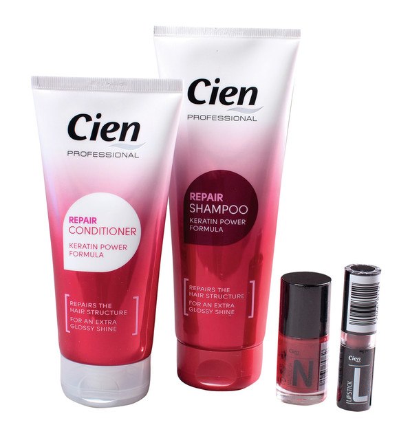 Cosmpolitan slavi 19. rođendan i ispunjava tvoju želju! 