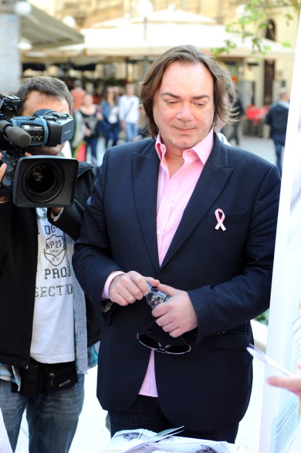 Lice s naslovnice StoryPinka, Nina Badrić na Cvjetnom promovirala humanitarnu kampanju 