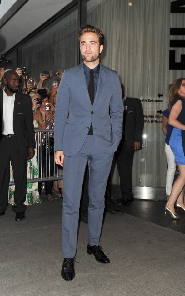 50 nijansi sive - "vampiri" vole siva odijela 