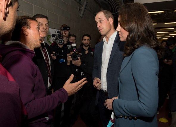 Naomi Campbell uređuje ruski Vogue, pa je usput i na naslovnici