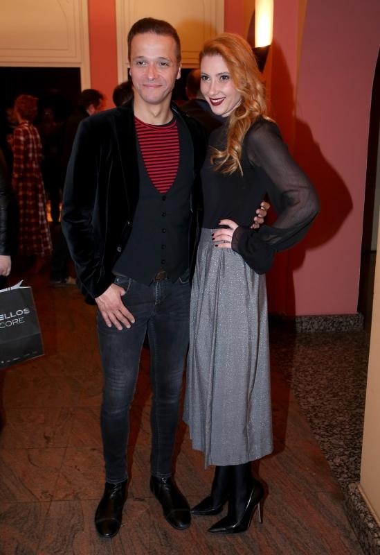 JEDNO DRUGOME NAJVEĆA PODRŠKA Nježni poljupci Barbare i Lukasa Nole