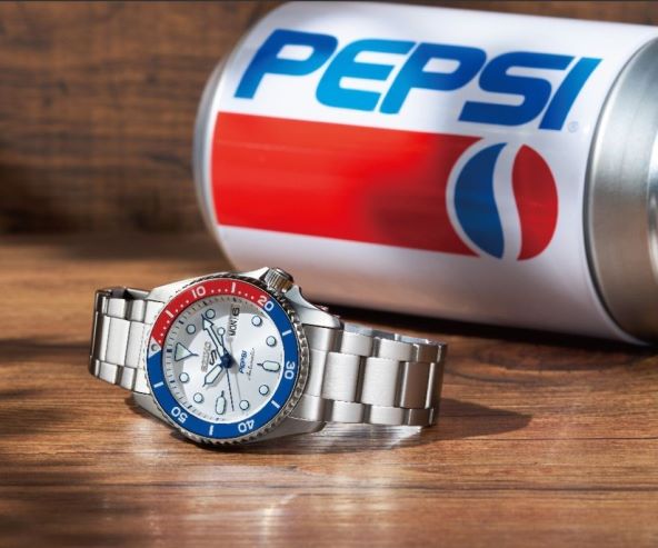 Seiko 5 Sports Pepsi Limited Edition SRPL99.jpg