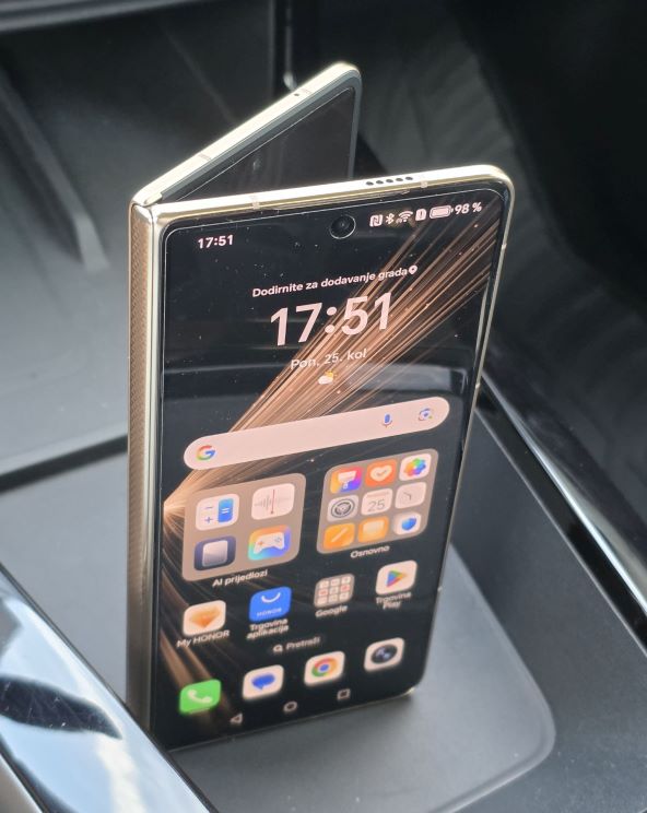 Honor Magic V5 (18).jpg