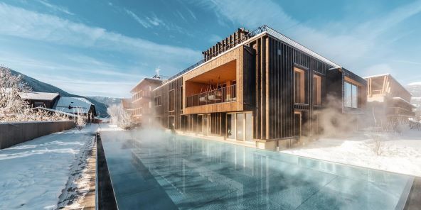 Falkensteiner Hotel Kronplatz_bazen.jpeg