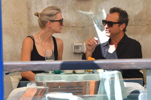 Jude Law, Phillipa Coan