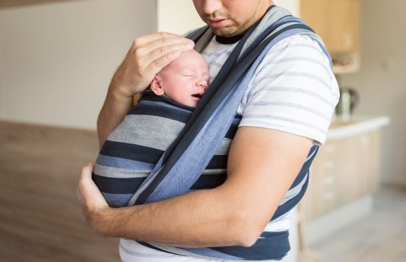 Pravilno nošenje bebe u nosiljci