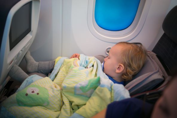 Je li potrebna autosjedalica u avionu