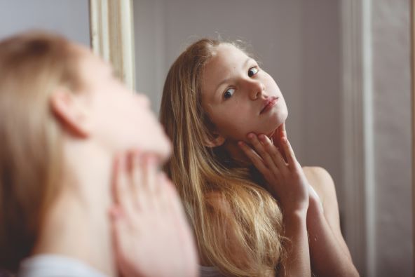 prva-menstruacija-i-kako-razumjeti-svoju-malu-zenu-u-najosjetljivojoj-fazi-zivota