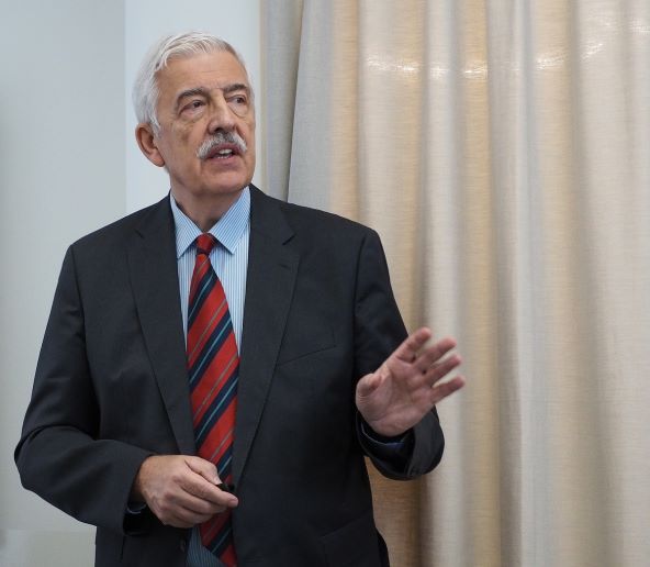 Ljubav je poljubac, ne hrana - nacionalna kampanja prevencije pretilosti djece