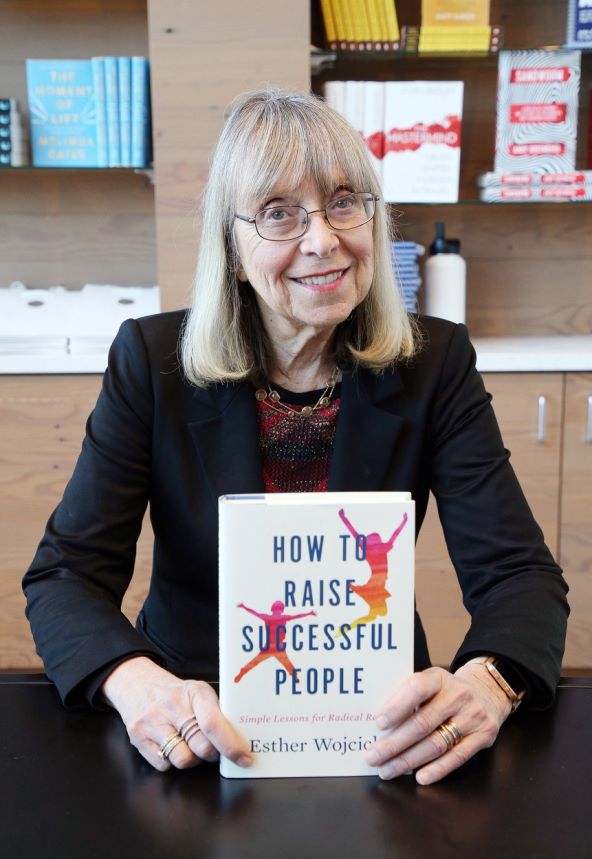 NJezine su kćeri najbogatije žene u Americi, Esther Wojcicki otkriva tajnu odgoja