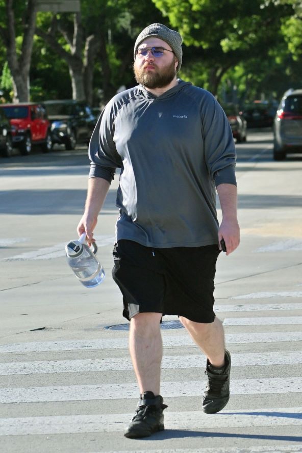 angus t. jones