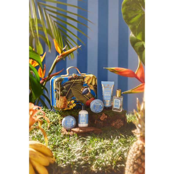 Infusao-Botanica-Scented-Suitcase-3-800x800.jpg