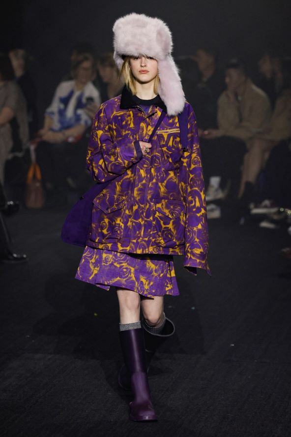 Burberry modna revija Danile Lee debi