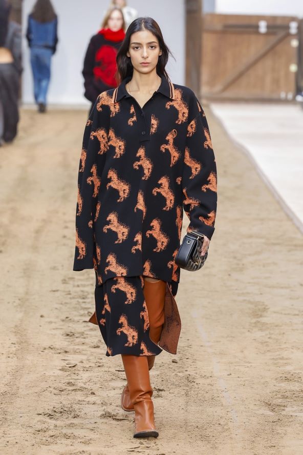 Stella McCartney modna revija i konji 