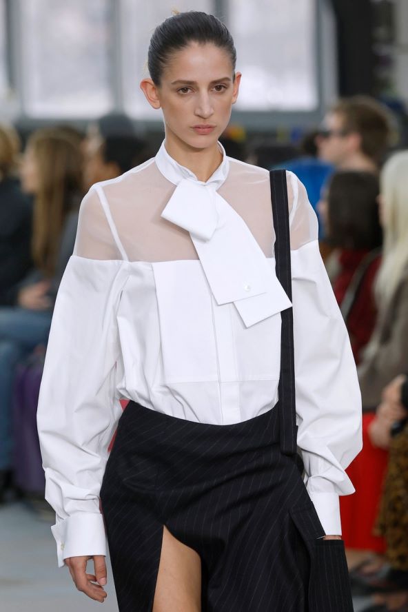 Bijela košulja trend moda proljeće 2023