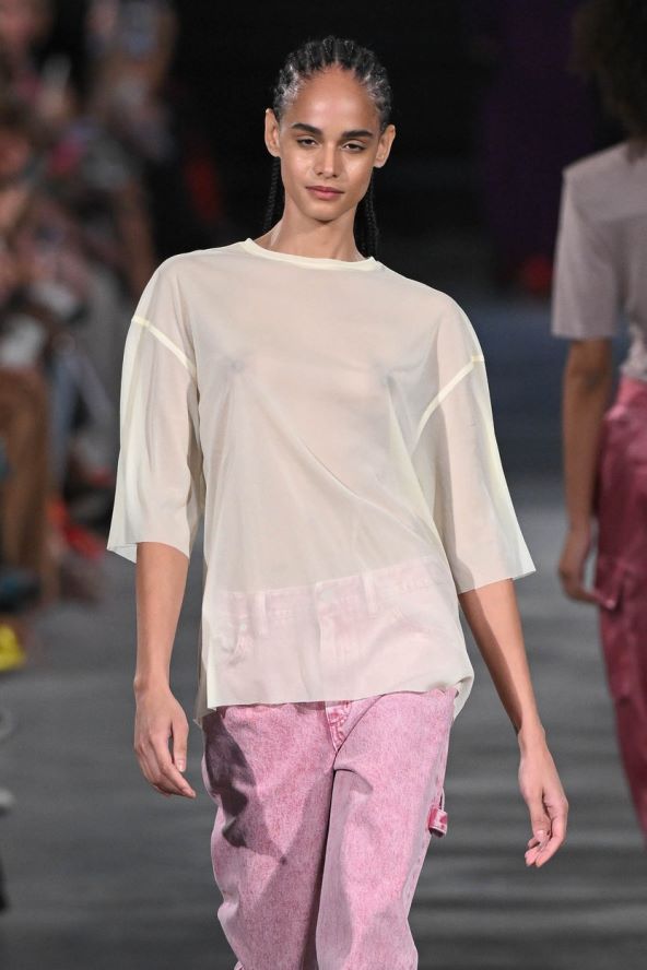 Moda trend transparentno prozirno proljeće 2023