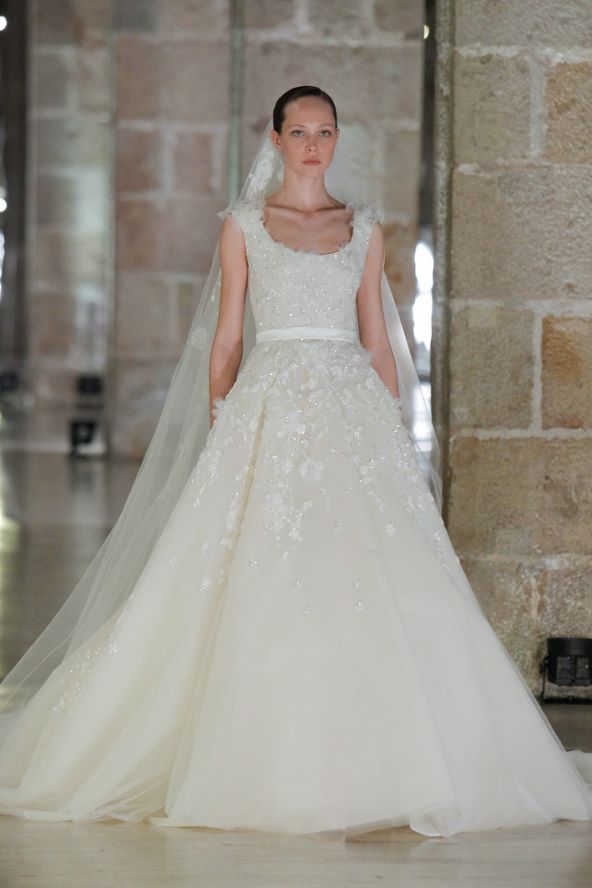 30 vjenčanica Elie Saab revija održana na Tjednu vjenčane mode u Barceloni