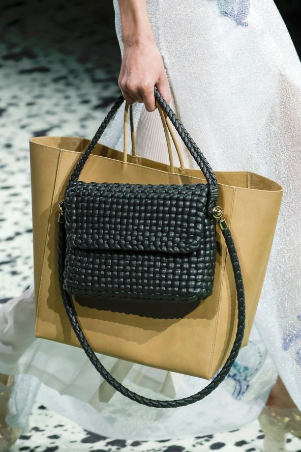 Bottega Veneta Brown Bag torba kao papirnata vrećica