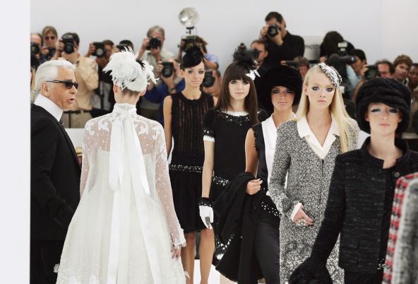 Vjenčanice Karl Lagerfeld za Chanel kroz desetljeća