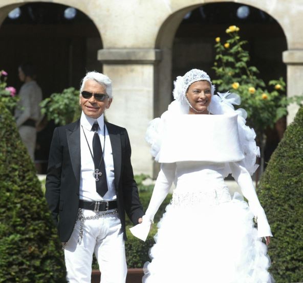 Vjenčanice Karl Lagerfeld za Chanel kroz desetljeća