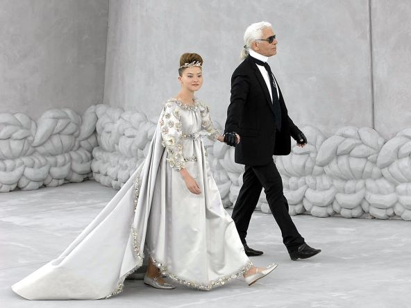 Vjenčanice Karl Lagerfeld za Chanel kroz desetljeća