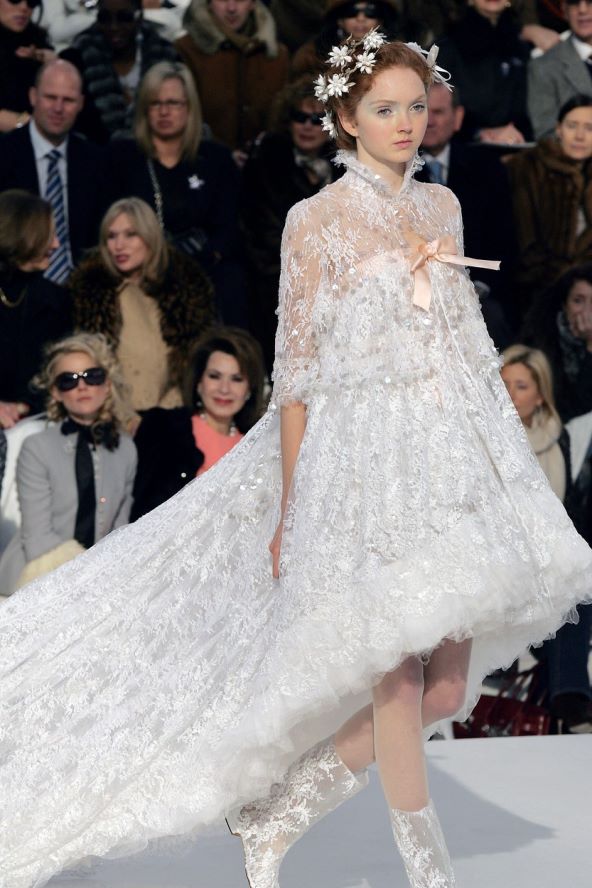 Vjenčanice Karl Lagerfeld za Chanel kroz desetljeća