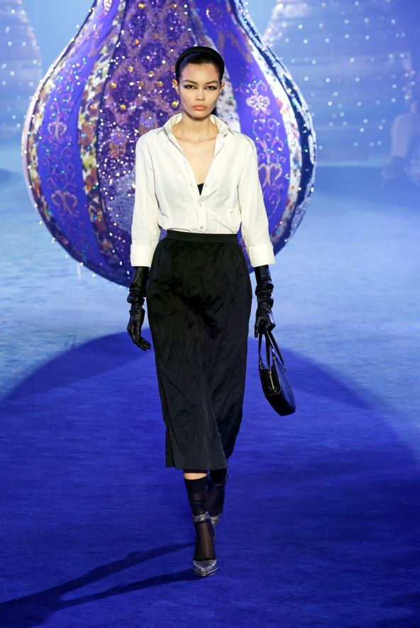 Pencil suknja trend moda 2023