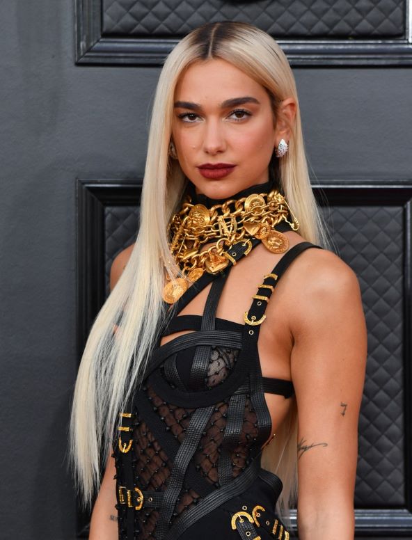 Dua Lipa dizajnirala ljetnu kolekciju za Versace