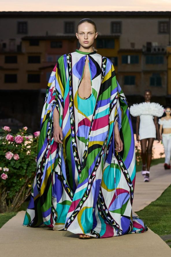 Cruise kolekcije za 2024 i revije Pucci i Chanel
