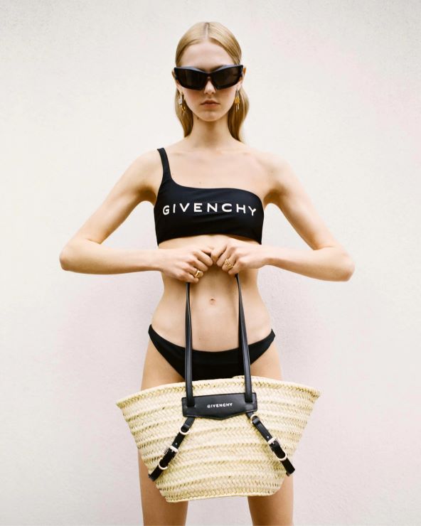 Givenchy kolekcija odjeće i modnih detalja za plažu 2023