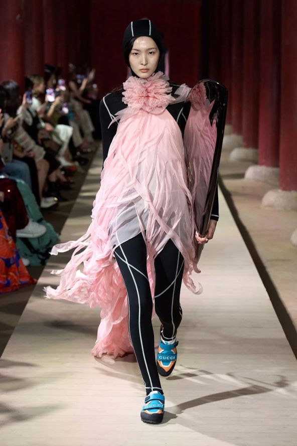 Gucci Cruise kolekcija 2024 predstavljena revijom u Seulu