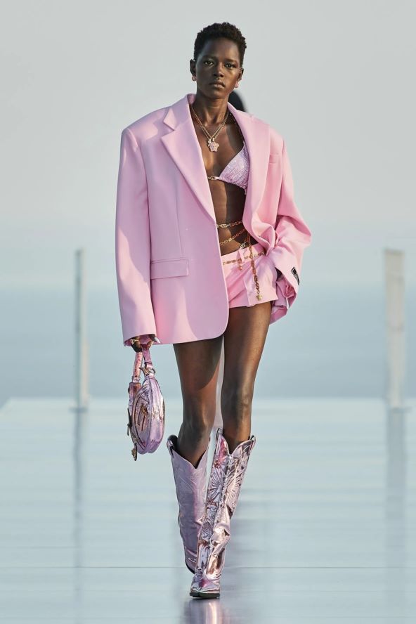 Dua Lipa i Versace modna kolekcija revija u Cannesu