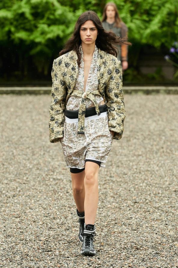 Louis Vuitton predstavio cruise 2024 kolekciju na jezeru Maggiore