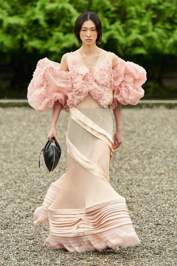 Louis Vuitton predstavio cruise 2024 kolekciju na jezeru Maggiore
