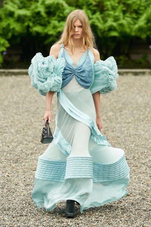 Louis Vuitton predstavio cruise 2024 kolekciju na jezeru Maggiore
