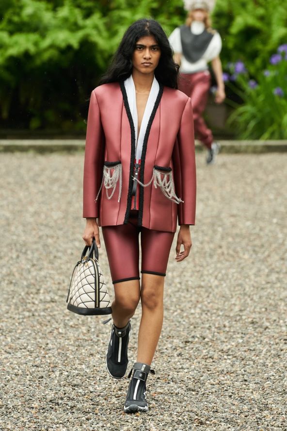 Louis Vuitton predstavio cruise 2024 kolekciju na jezeru Maggiore