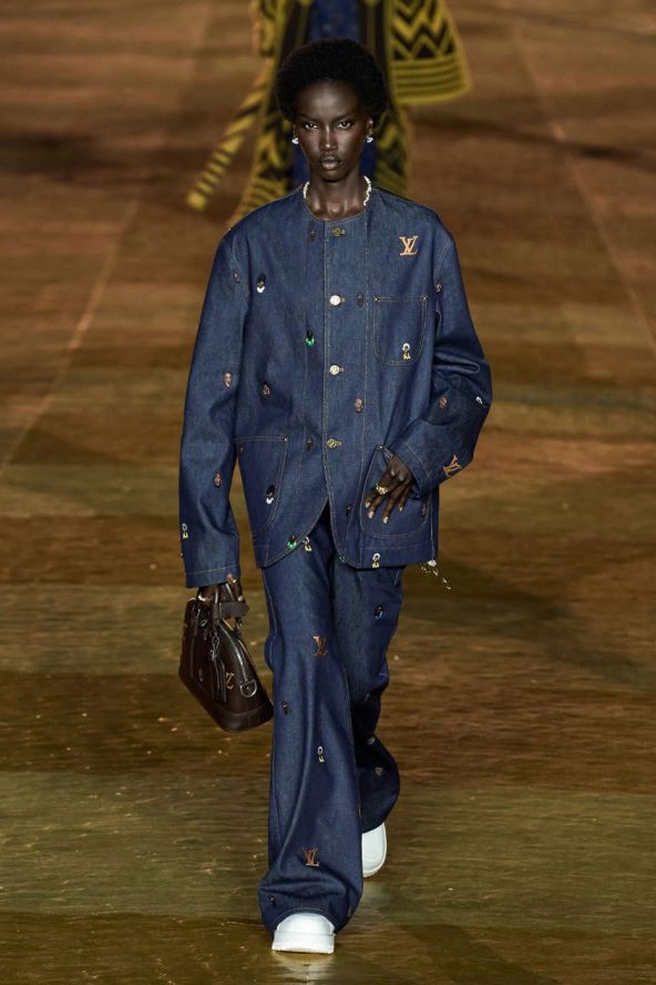 Pharrell Williams modni debi za Louis Vuitton održana revija u Parizu